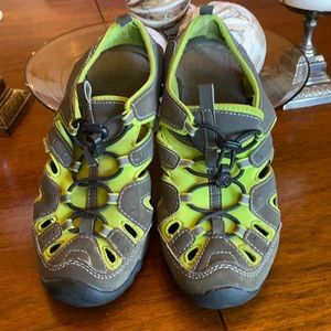 Northside water sandals